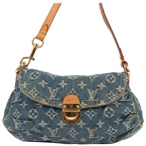 lv baguette bag